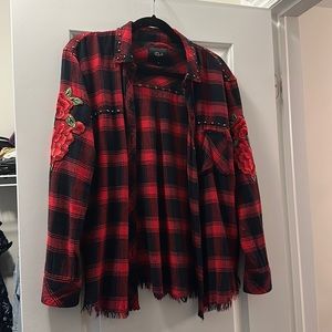 Women’s plaid oversized shirt with rose decals
